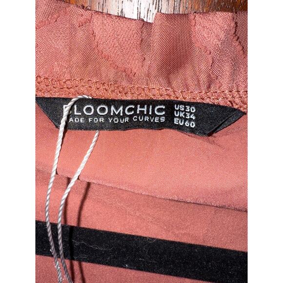 Bloomchic Long Sleeve Top Blouse Pink Mauve Sheer Sleeves Lined body Plus Sz 30 - Picture 2 of 3